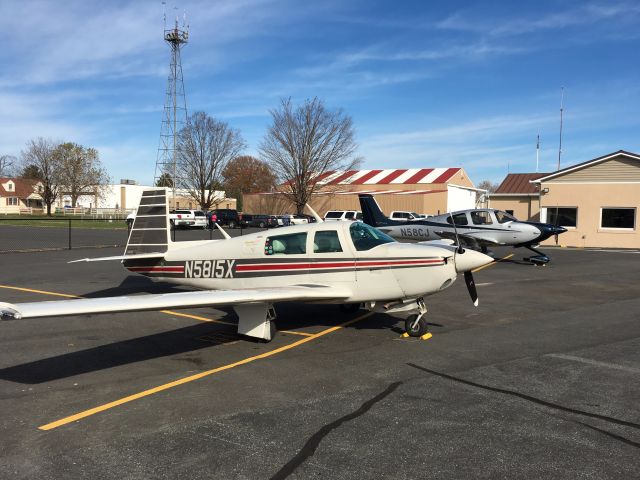 Mooney M-20 (N5815X)