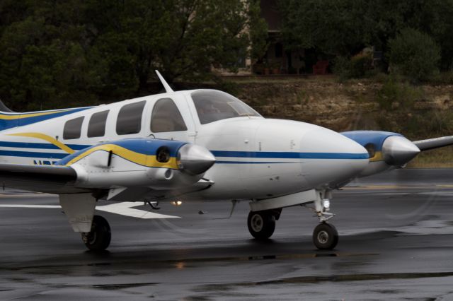 Beechcraft Baron (58) (N2044A) - N2044A