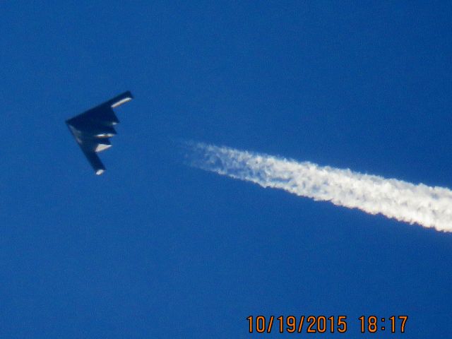 Northrop Spirit (82-1067) - Three B-2s over the Southeastern Corner of Kansas. Two of them was some what close together but to far apart for a picture the 3rd was playing catch up.