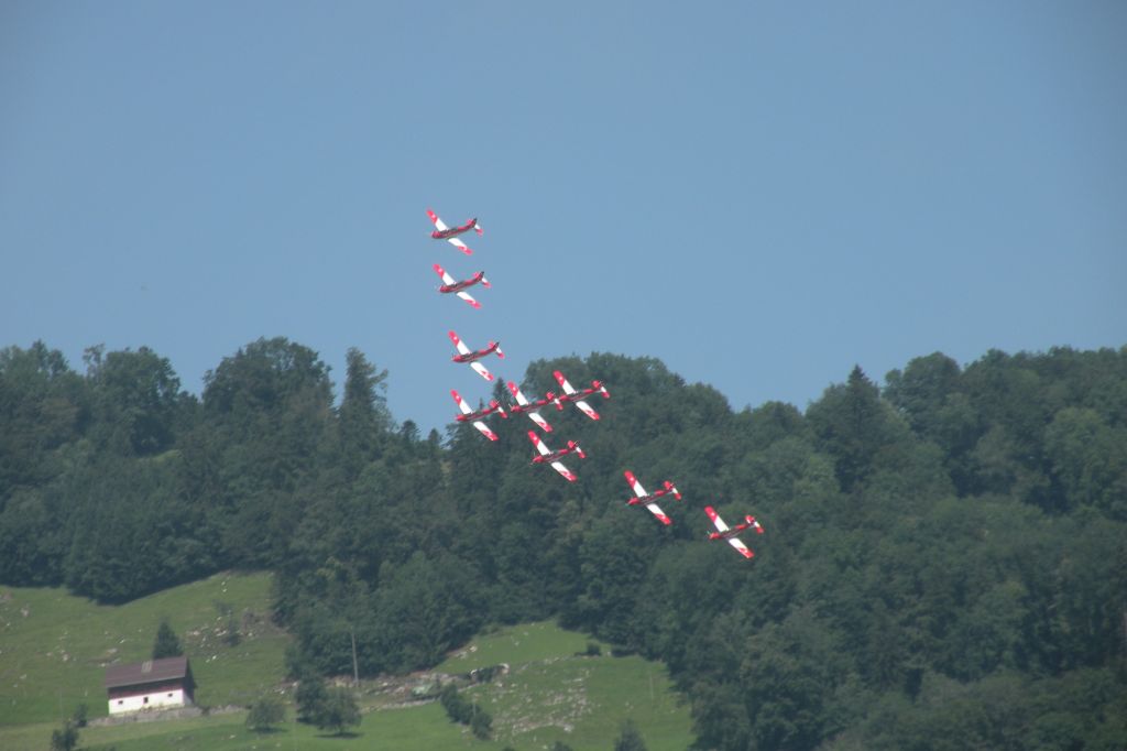 Pilatus PC-7 Astra — - PC-7 TEAM der Schweizer Luftwaffe