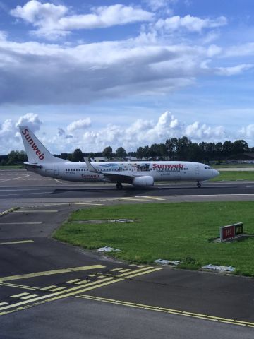 Boeing 737-800 (PH-HZG)