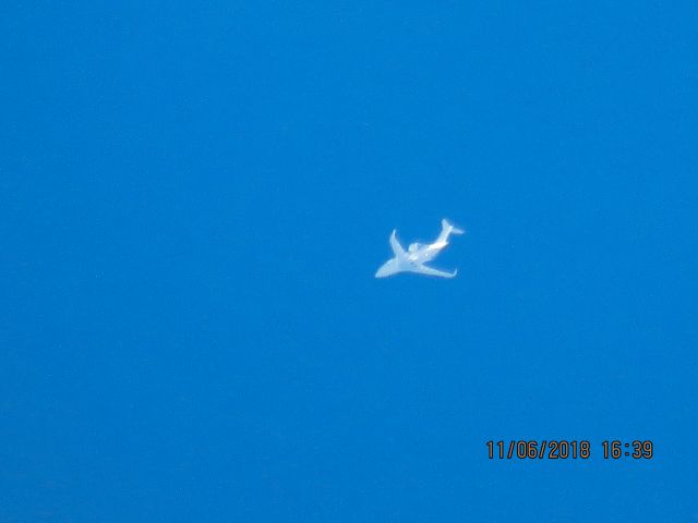 Canadair Challenger (C-FNVT)