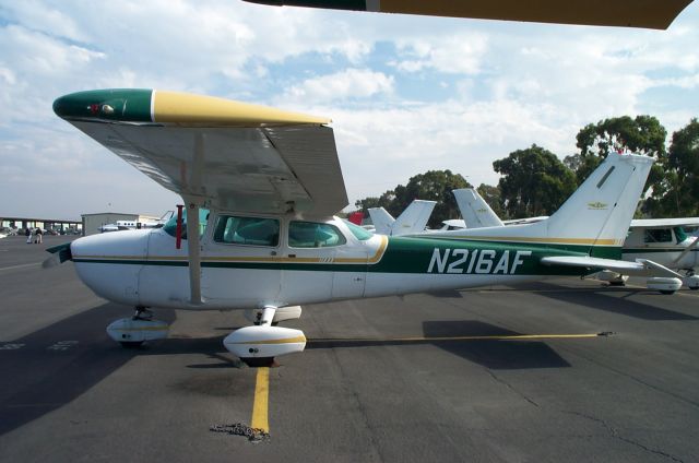 Cessna Skyhawk (N216AF)