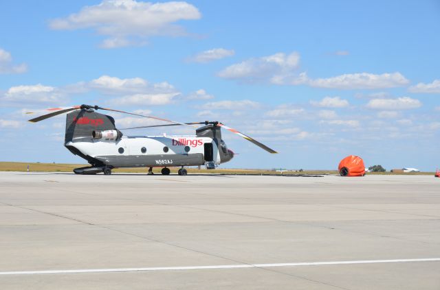 Boeing CH-47 Chinook (N562AJ) - Taken 18 Jul 2017