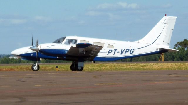 Piper Seneca (PT-VPG)