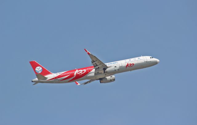 Airbus A321 (B-1663) - first flight of Sichuan Airlines to UHWW
