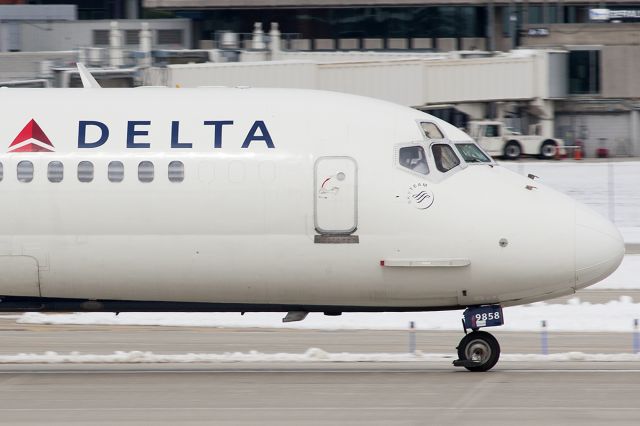 McDonnell Douglas DC-9-50 (N767NC)