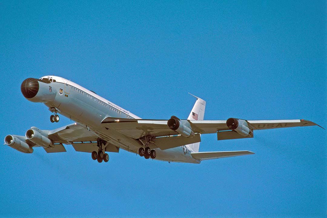 Boeing 707-300 (81-0892) - Boeing EC-18B 81-0892 of the 452nd Flight Test Squadron on approach to Air Force Plant 42 at Palmdale on September 24, 1999. It carries Boeing construction number 17636 and was delivered to American Airlines as 707-323C N7567A on October 2, 1967. The Air Force acquired it on February 2, 1982. 