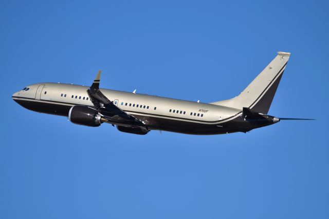 Boeing 737 MAX 8 (N702F) - Shown departing 23-L this morning on 03-02-21, after being here about 2 years or so. What a gorgeous aircraft. Headed to LAS I believe, Registration says Wilmington Trust. But I think it will ultimately end up at F&L in LAS because they have a G-IV painted in this scheme, and their G-IV is parked at IND presently earlier today.