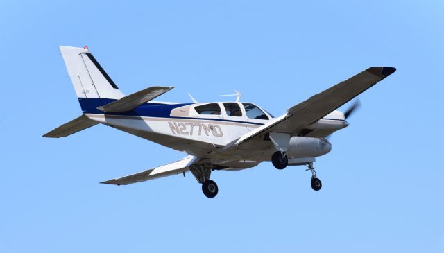 Beechcraft 55 Baron (N277MD)