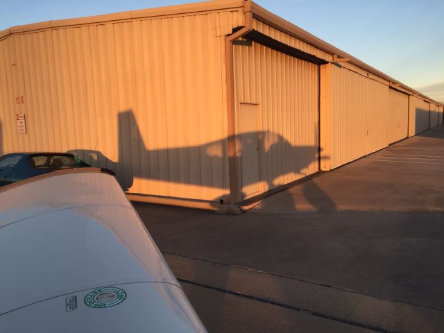 N1572R — - Shadow taxing back in before sunset 