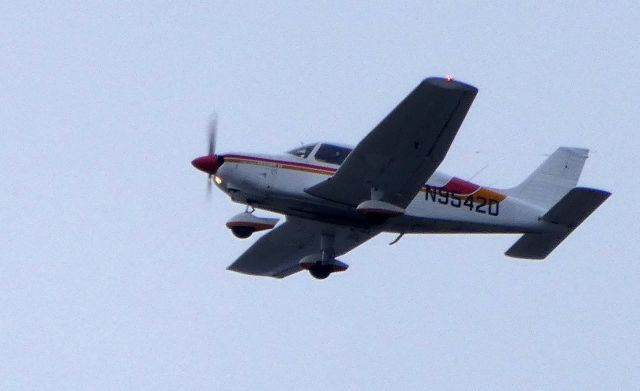 Piper Cherokee (N9542D) - Passing by the airport is this Piper Cherokee PA28 in the Autumn of 2018.