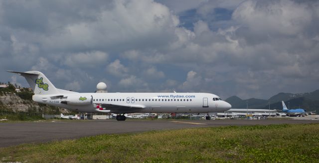 Fokker 100 (PJ-DAB) - Dutch antilles express  Fokker 100