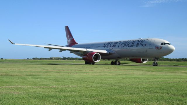 Airbus A330-300 (G-VSXY)