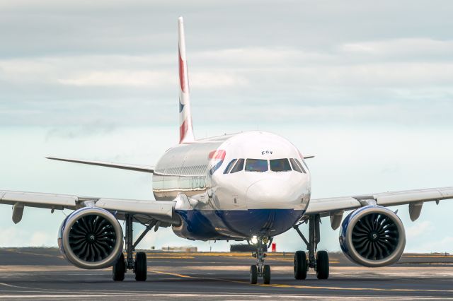 Airbus A321neo (G-NEOV)