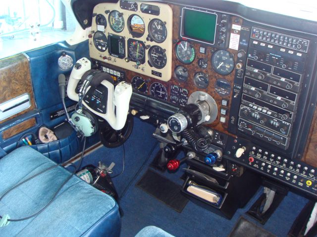 Beechcraft 35 Bonanza (N400WE)