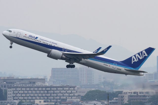 BOEING 767-300 (JA621A)