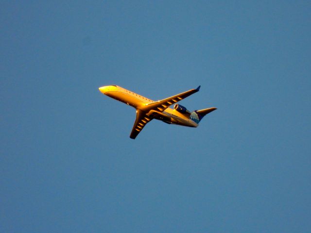 Canadair Regional Jet CRJ-200 (N889AS) - SKW5055br /JLN-DENbr /12/13/21