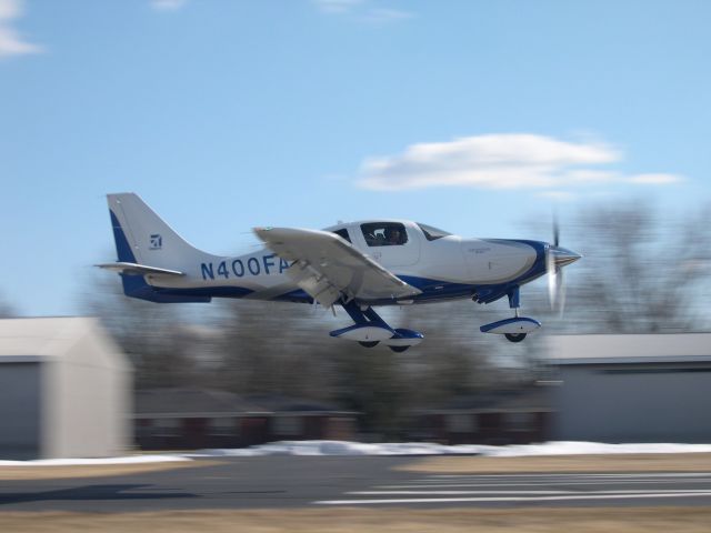 Cessna 400 (N400FA) - A friend flew this into Sky King (3I3), Terre Haute, IN.  He told me he was going to bring it in sometime in the afternoon, so I stood out there and got this fantastic shot. Lucky!