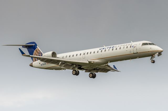 Embraer ERJ-145 (N786SK)