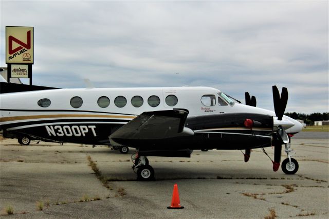 Beechcraft Super King Air 300 (N300PT)