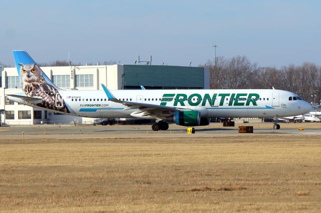 Airbus A321 (N701FR) - Frontier 1731 taxiing out for departure to Orlando