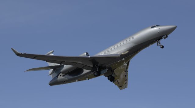 Dassault Falcon 7X (C-GRTA)