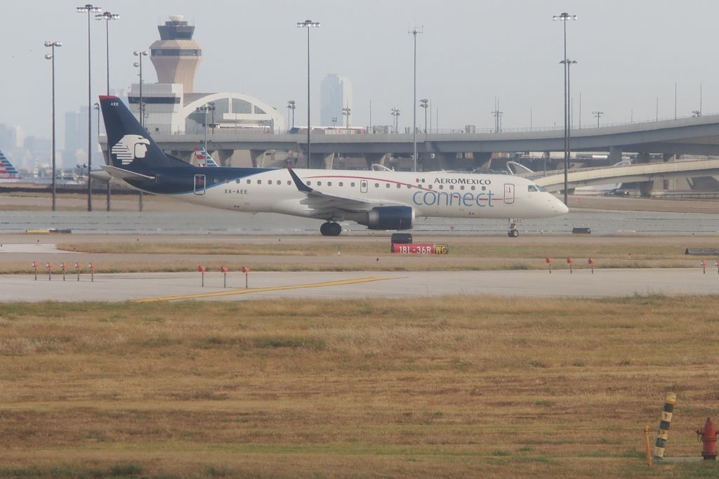 Embraer ERJ-190 (XA-AEE)
