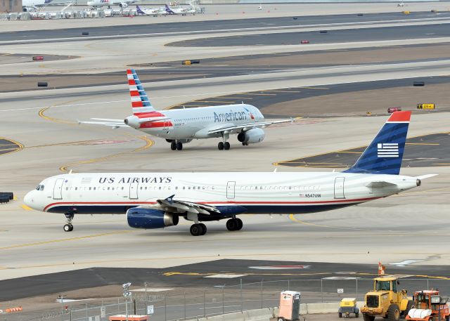 Airbus A321 (N547UW)