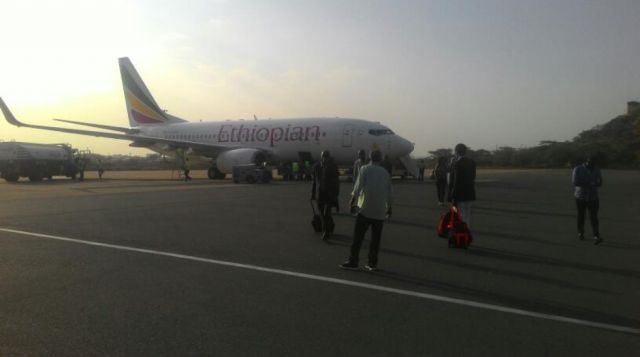 Boeing 737-700 (ET-ALM) - A decent shot of ETs Boeing 737-700 after disembarking in Dire Dawa early in the morning