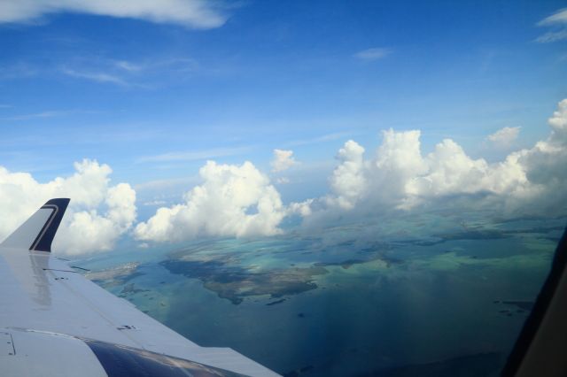 Beechcraft Duke (N422SB) - Leaving paradise, KEYW to KPMP