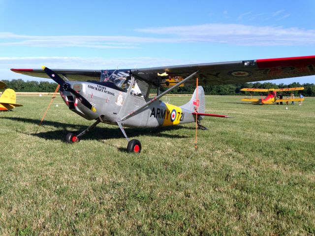 Cessna L-19 Bird Dog (C-FTAL)