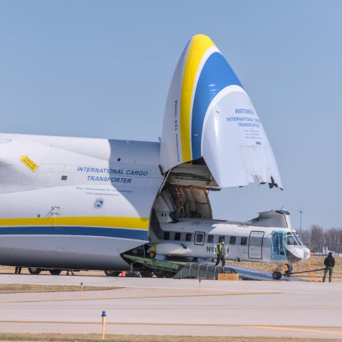 N185CH — - N185CH getting walked off the AN124 after coming home from Bagram Air Base.