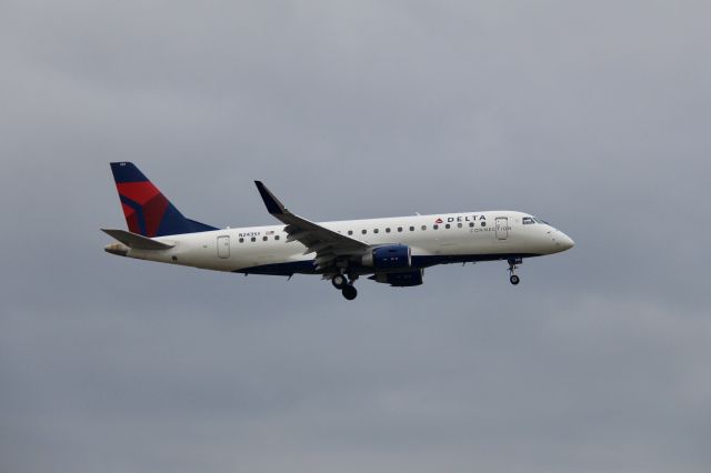 Embraer 175 (N243SY) - Flight 4027 from MSP (March 11th, 2020)