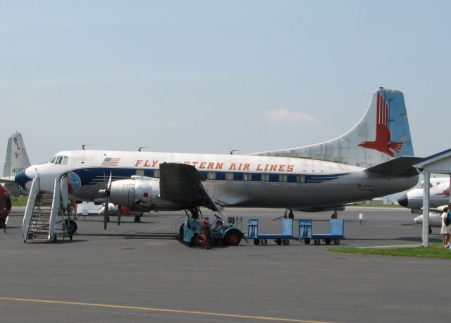 MARTIN 404 (N450A) - at MAAM, Reading.