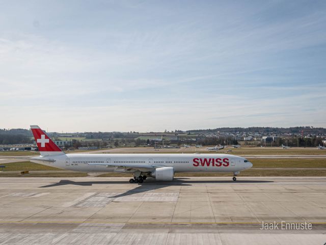 BOEING 777-300ER (HB-JNC) - Zurich Airport, Kloten