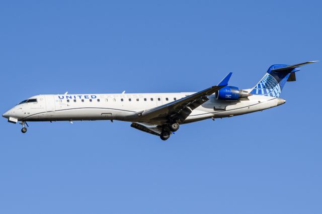 Canadair Regional Jet CRJ-700 (N511GJ)