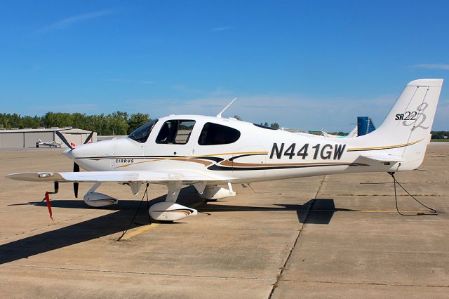 Cirrus SR-22 (N441GW)