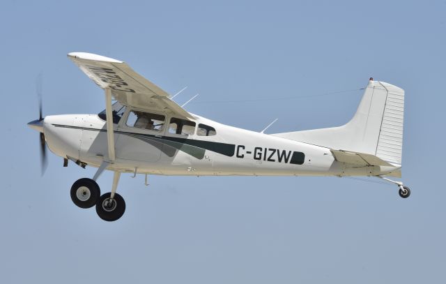 Cessna Skywagon 180 (C-GIZW) - Airventure 2017