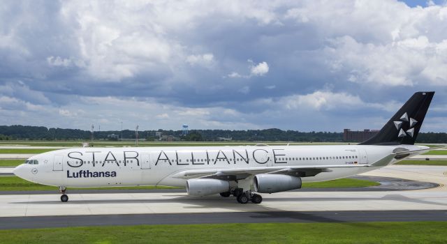 Airbus A340-300 (D-AIGN) - Start Alliancebr /6/18/17