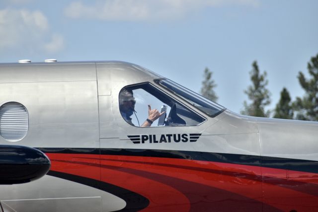 Pilatus PC-12 (N500DW) - Coolest first officer ever