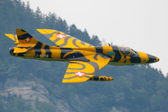 Hawker Hunter (HB-RVV)