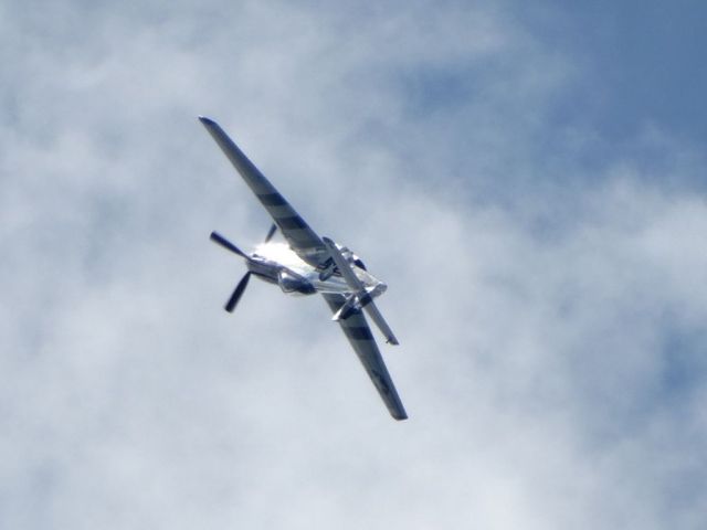 North American P-51 Mustang (N51HY)