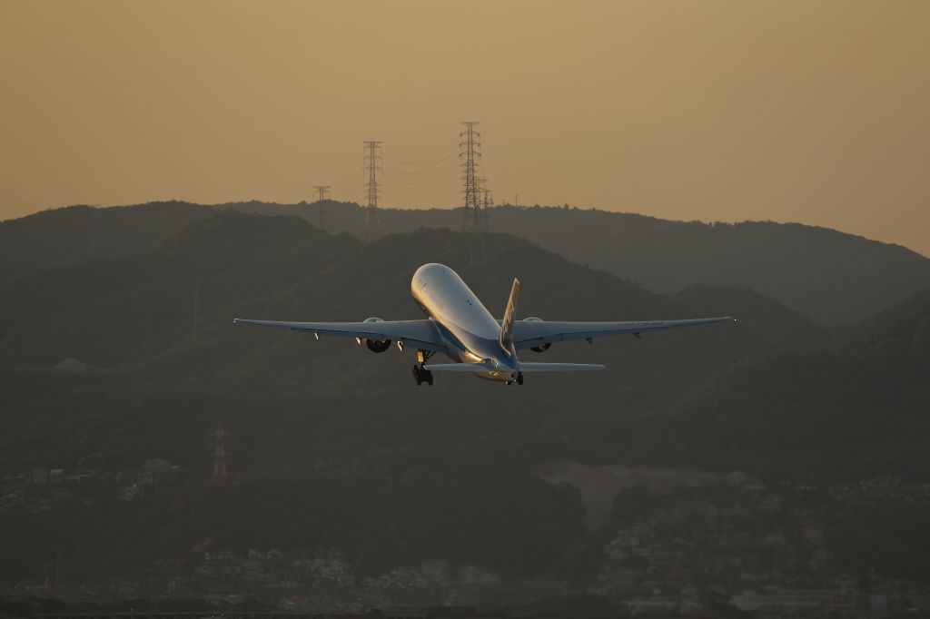 Boeing 777-200 (JA745A)