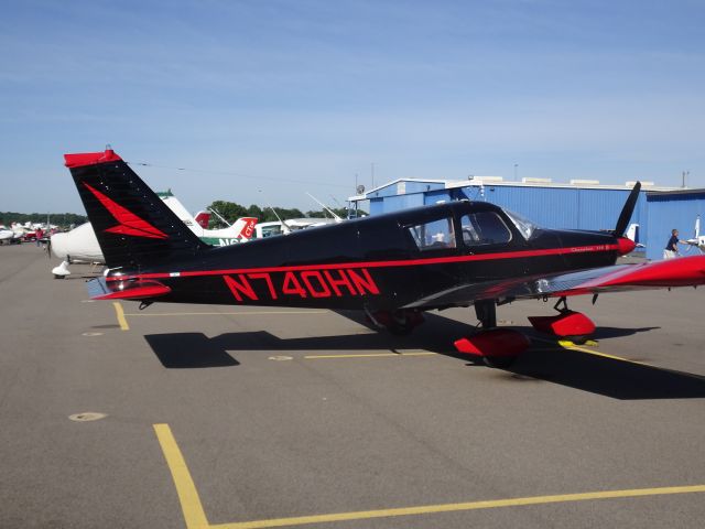 Piper Cherokee (N740HN)