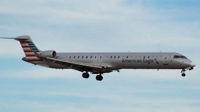 Canadair Regional Jet CRJ-900 — - American Airlines CRJ900 landing at DFW on 11/22/2021. Taken with a Canon 850D and Canon 70-300mm. 