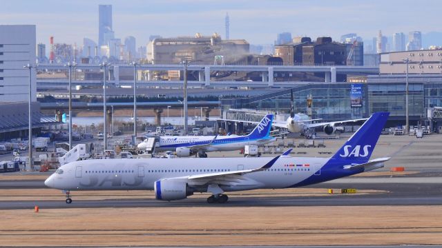 Airbus A350-900 (SE-RSE)