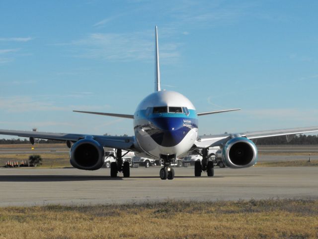 Boeing 737-800 (N276EA) - Eastern Airlines 737 turning out of the south ramp for another charter