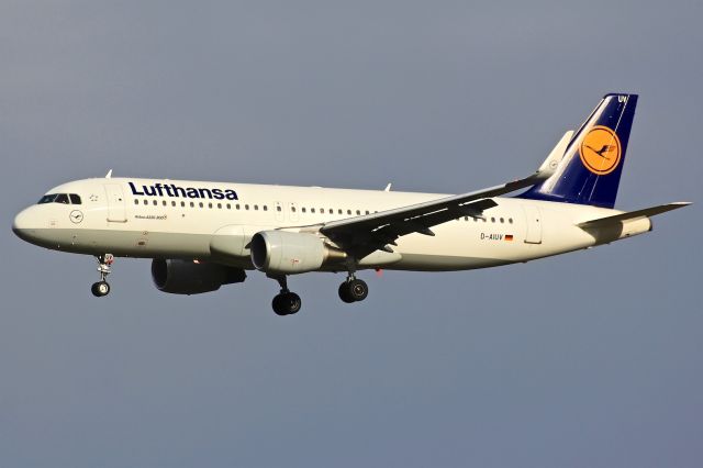 Airbus A320 (D-AIUV)