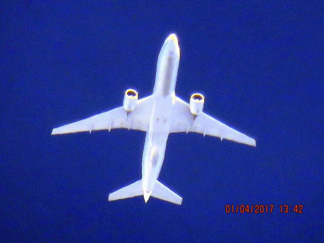 Boeing 777-200 (N78005)